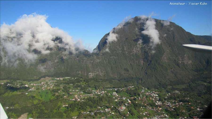 J17_2012_11_23 0016 la Réunion survol de l'île