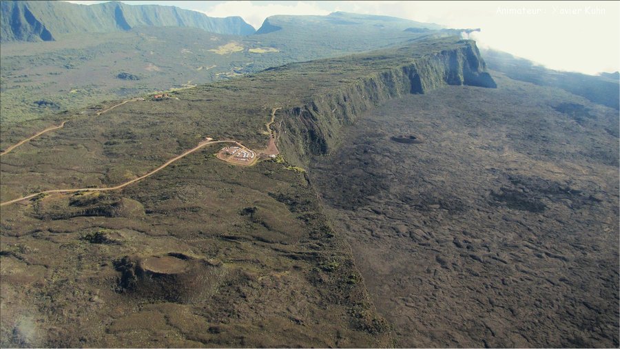 J17_2012_11_23 0037 la Réunion survol de l'île