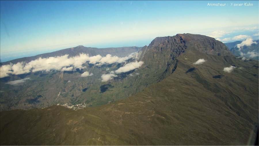 J17_2012_11_23 0040 la Réunion survol de l'île