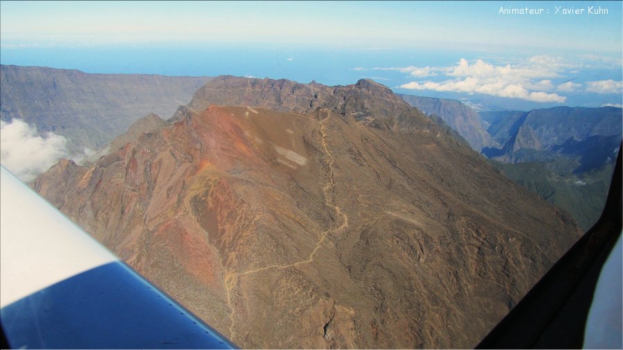 J17_2012_11_23 0042 la Réunion survol de l'île